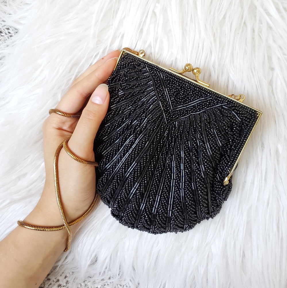 ⭐Walborg Vnt Beaded small Crossbody